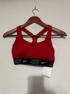 Nike Women's Logo Classic Tee